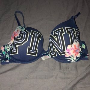 Vs pink bra